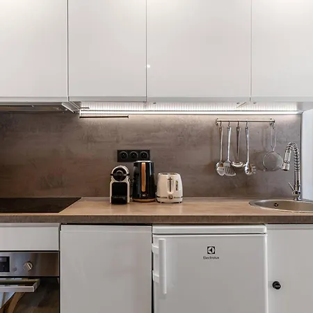 Apartamento 3 Pièces Avec Balcon, Wifi Et Animaux Acceptés à - Fr-1-355-201 *